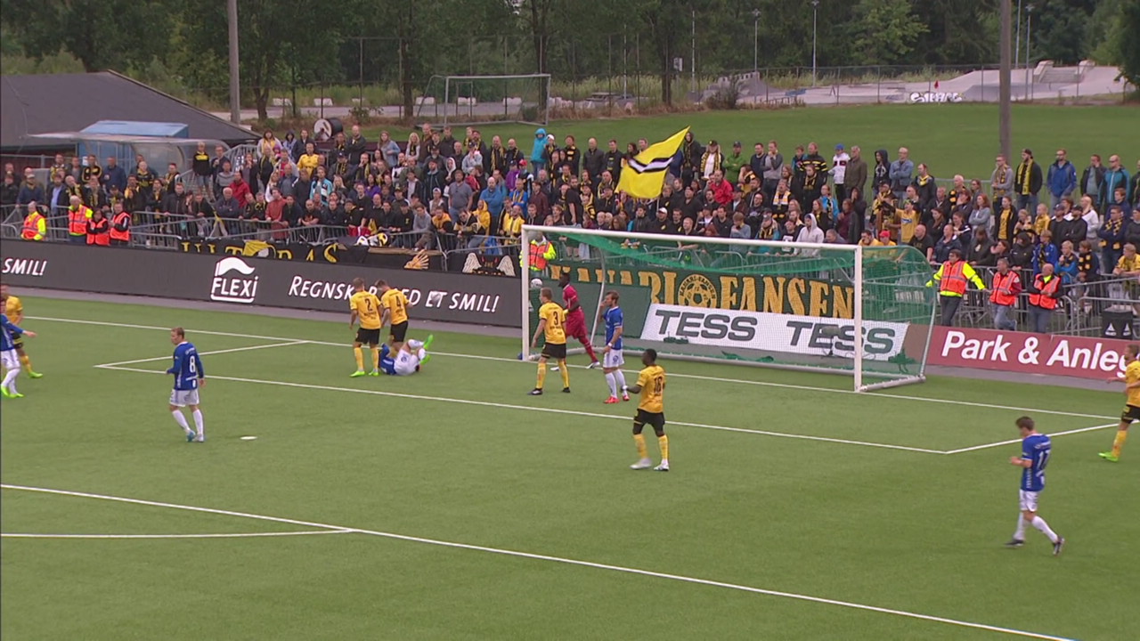 Red_card_LSK_5335_5963c629695f5.mp4